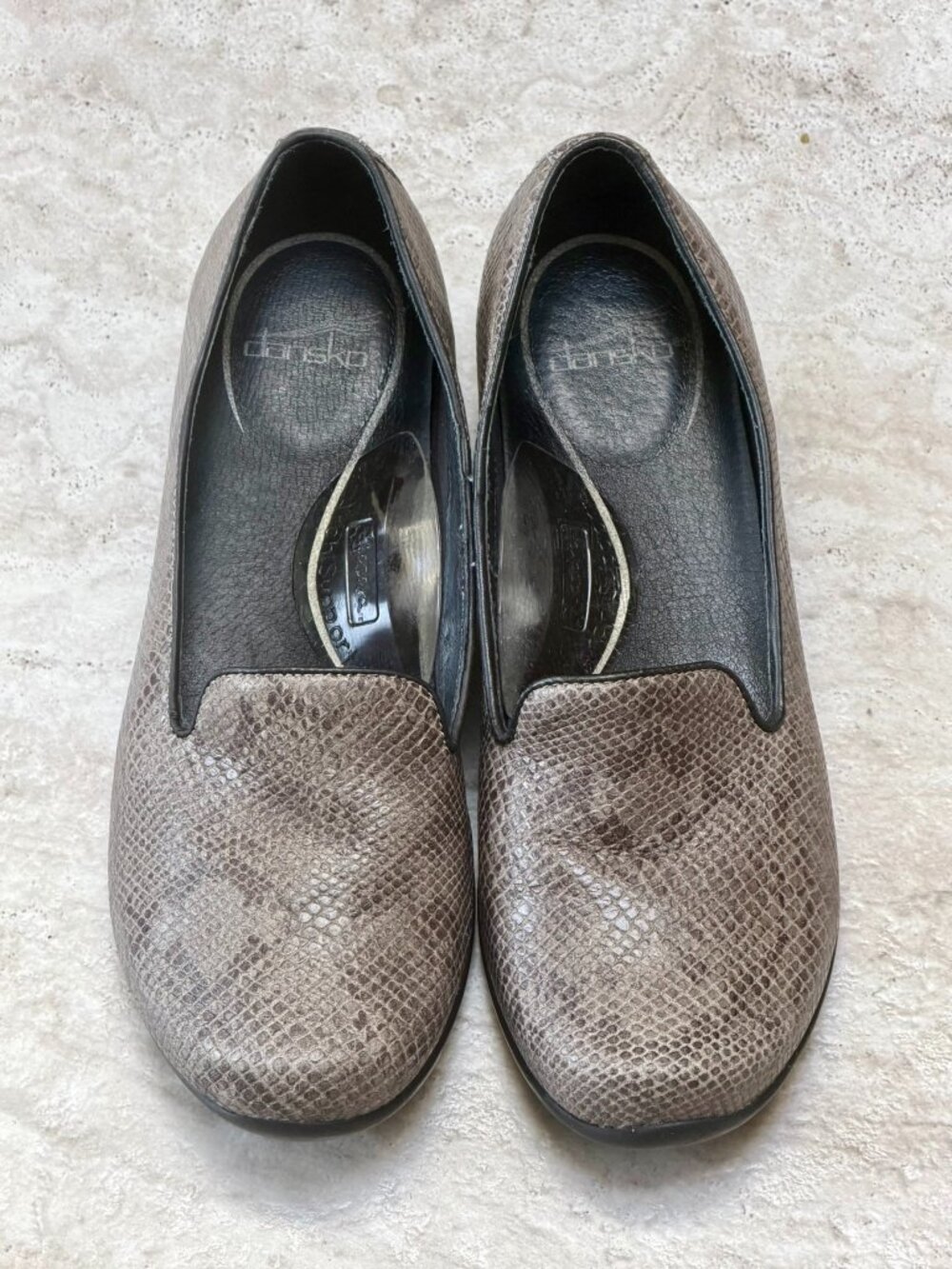 Dansko Snakeskin Print Loafers Size 41  Slip On Arch Support